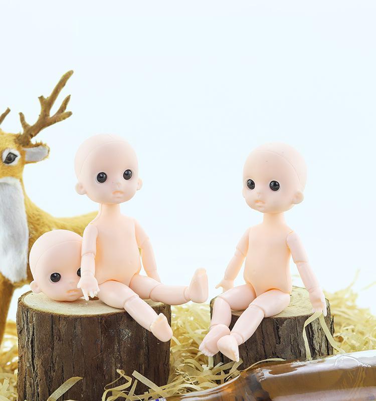 Doll toy clothes detail 4